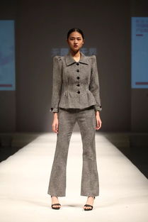 2019 高級(jí)定制服裝設(shè)計(jì)精品課程 報(bào)名中 名額有限